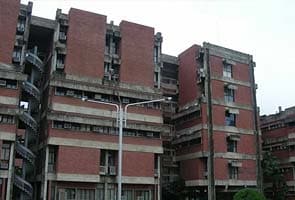 IIT Kanpur to accept common entrance test as 'interim' measure only for 2013