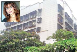 Laila Khan case: Forensics team hunts for fingerprints at her flat