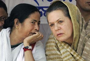 Presidential poll: Sonia Gandhi hosts lunch, Mamata Banerjee's party attends