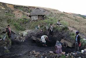 Hope runs out for Meghalaya's trapped 'rat-hole' miners