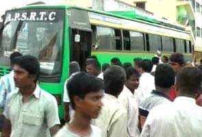 Massacre on bus: Killer stabs four passengers in Andhra Pradesh