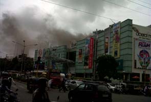 Fire at Oberoi Mall in Goregaon, Mumbai