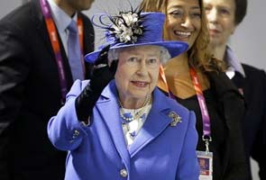 Queen tours Olympic Park after debut as Bond Girl