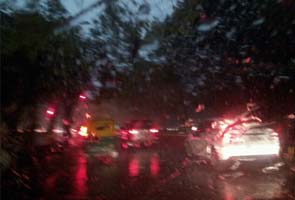 Finally rains arrive in Delhi; many flights delayed, diverted