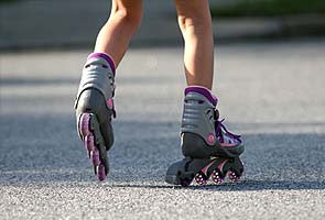 11-year-old Indian roller skater breaks world record