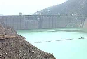 Bhakhra Dam water level dangerously low; worry for three states