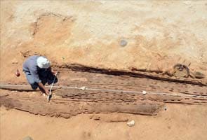 French archaeologists unearth pharaoh boat