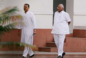 Congress and Sharad Pawar strike peace, coordination committee will be created