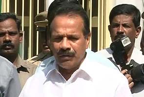 Sadananda Gowda hits back at Yeddyurappa on drought remarks