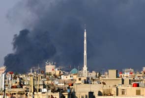 Rebel bombing strikes at heart of Syrian regime 