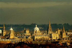 Oxford University to allow men to wear skirts to exams