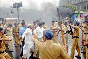 Mumbai riots: The cops who fought a merciless mob