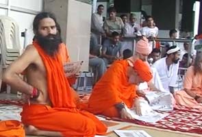 Baba Ramdev could hit Congress in elections, says Justice Santosh Hegde