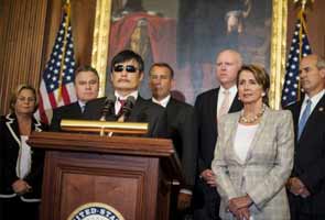 Dissident Chen raises China concerns with US