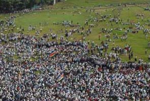 Azad Maidan, empty for Team Anna, full for Raj Thackeray