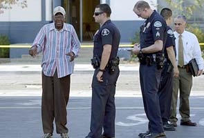 100-year-old driver hits 11 near Los Angeles school