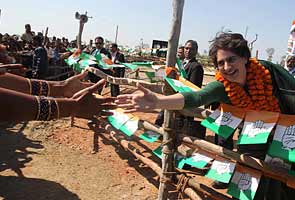 Priyanka Gandhi starts weekly meeting for Sonia's constituency