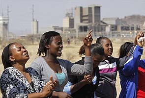 Lonmin to South Africa strikers: Work on Monday or get fired