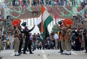 Midnight tryst with peace - on India-Pakistan border