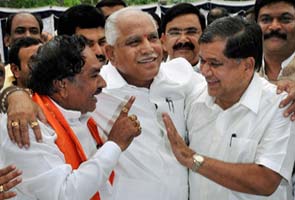 No truth in Yeddyurappa being 'super Chief Minister': Jagadish Shettar