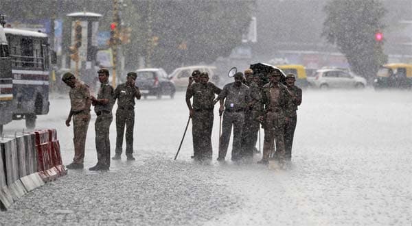 Another nightmare rush hour for Delhi with water-logging, jams