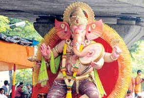 'Fallen' Ganpati idol to rise again this year