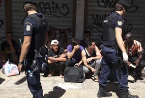 Greece detains 6,000 during raids on immigrants 