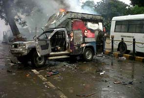 Two people dead as Assam protests in Mumbai turn violent