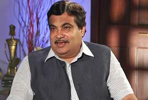 Not upset with Advani's blogs, he is our guide says Nitin Gadkari: Highlights