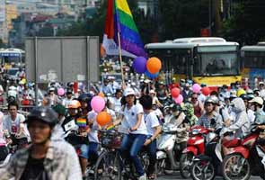 Vietnam holds first gay pride parade 