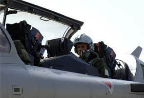 Thunder at 100 feet: Flying France's Rafale Superfighter