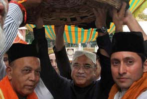 Ajmer shrine finally receives Zardari's $1 mn donation