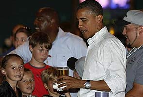 Barack Obama asks Hawaiian-born boy if he has a birth certificate
