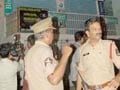 Constable who held senior hostage in Hyderabad, meets top cop