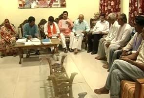 Jal satyagraha: Ministers meet Khandwa protesters 