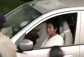 Will Mamata Banerjee quit UPA? Crucial meeting in Kolkata, decision soon