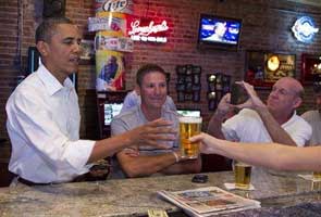 For President Obama, beer a way to contact