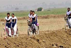 Nitish Kumar's bicycles versus Lalu Prasad's buses for schoolgirls