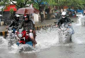 Weather in Mumbai: Rains disrupt life in city