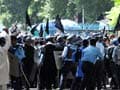 Islamabad police clashes with thousands of anti-Islam film protestors