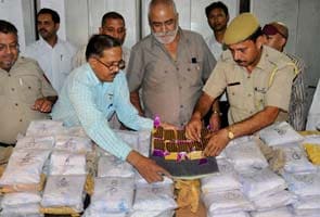 Huge quantity of drugs seized from Pakistan train