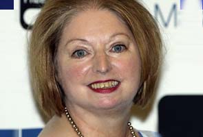 Hilary Mantel wins second Booker Prize for Tudor saga