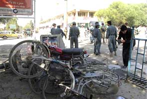 Suicide bomber kills 32 in Afghan mosque: Official