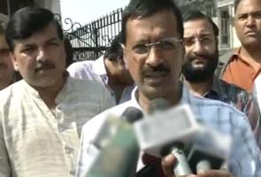 Arvind Kejriwal takes on Nitin Gadkari for 'chillar' remark