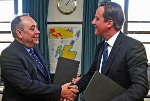 Britain, Scotland sign deal for independence referendum 