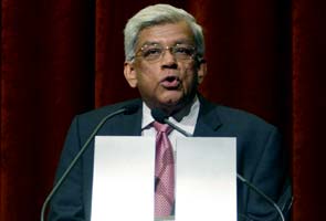 Increase FDI in telecom to 100%, says Parekh panel to PM