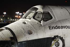 Space shuttle Endeavour starts road trip to new home