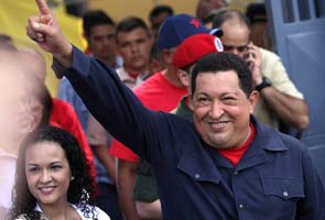 Hugo Chavez wins re-election in Venezuela defeating Henrique Capriles 