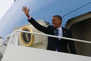 Barack Obama plans election-night rally in Chicago convention centre