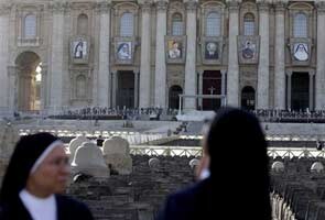Pope Benedict XVI names seven new saints, seeks to revive faith Pope Benedict XVI names seven new saints, seeks to revive faith
